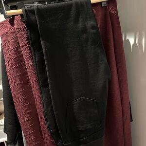 Black skinny jeans maternity